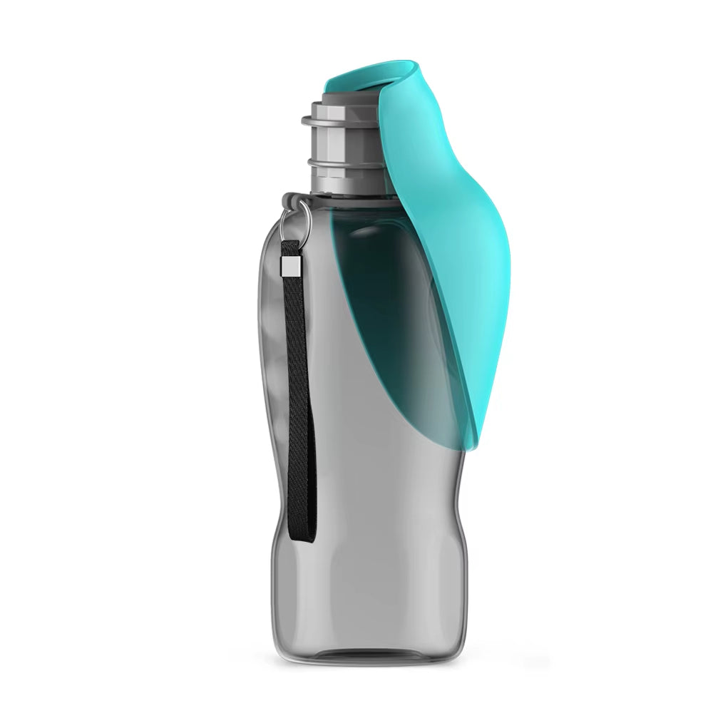 Stay Hydrated on the Go: 800ml Portable Dog Water Bottle for Large Breeds - Perfect for Outdoor Adventures with Your Golden Retriever!